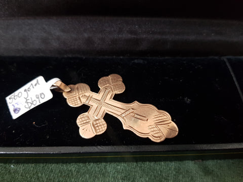 c1960 560 Gold cross #179